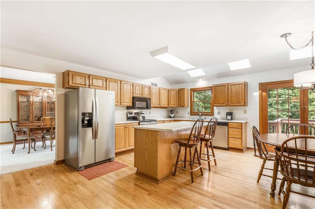 10127 Deer View Point Road Wexford, PA 15090 - Photo 5 of 25 Gallery Image 5