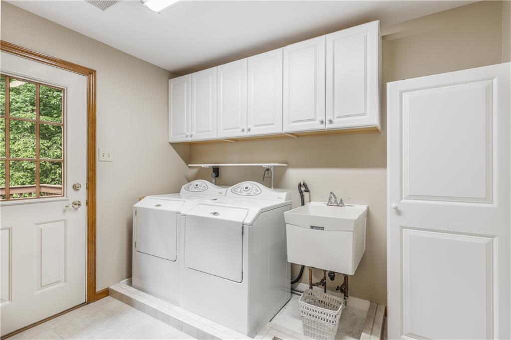 10127 Deer View Point Road Wexford, PA 15090 - Photo 10 of 25 Gallery Image 10