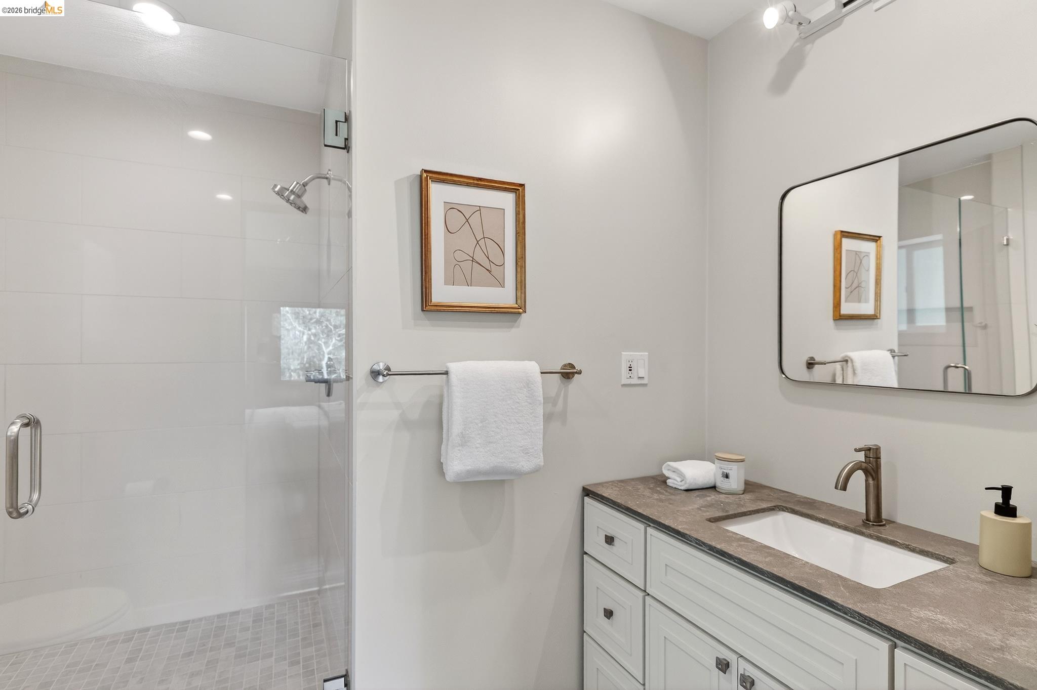 4451 St Andrews Road Oakland, CA 94605 - Photo 25 of 60