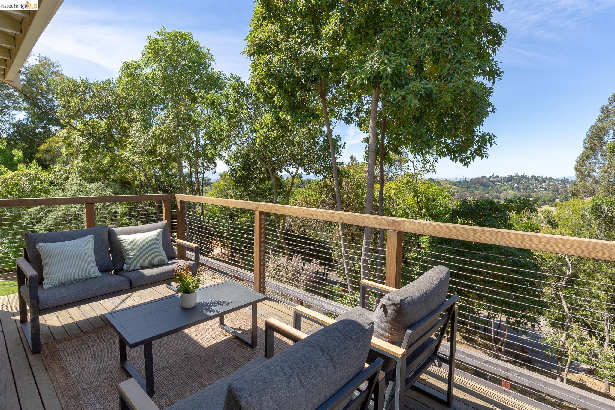 4451 St Andrews Road Oakland, CA 94605 - Photo 5 of 60