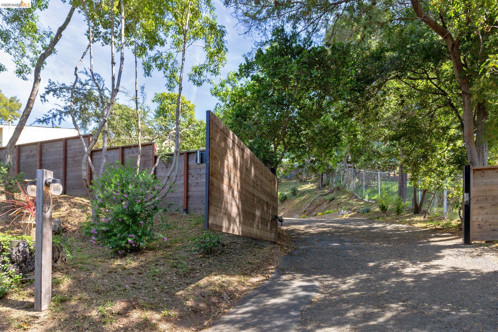 4451 St Andrews Road Oakland, CA 94605 - Photo 56 of 60