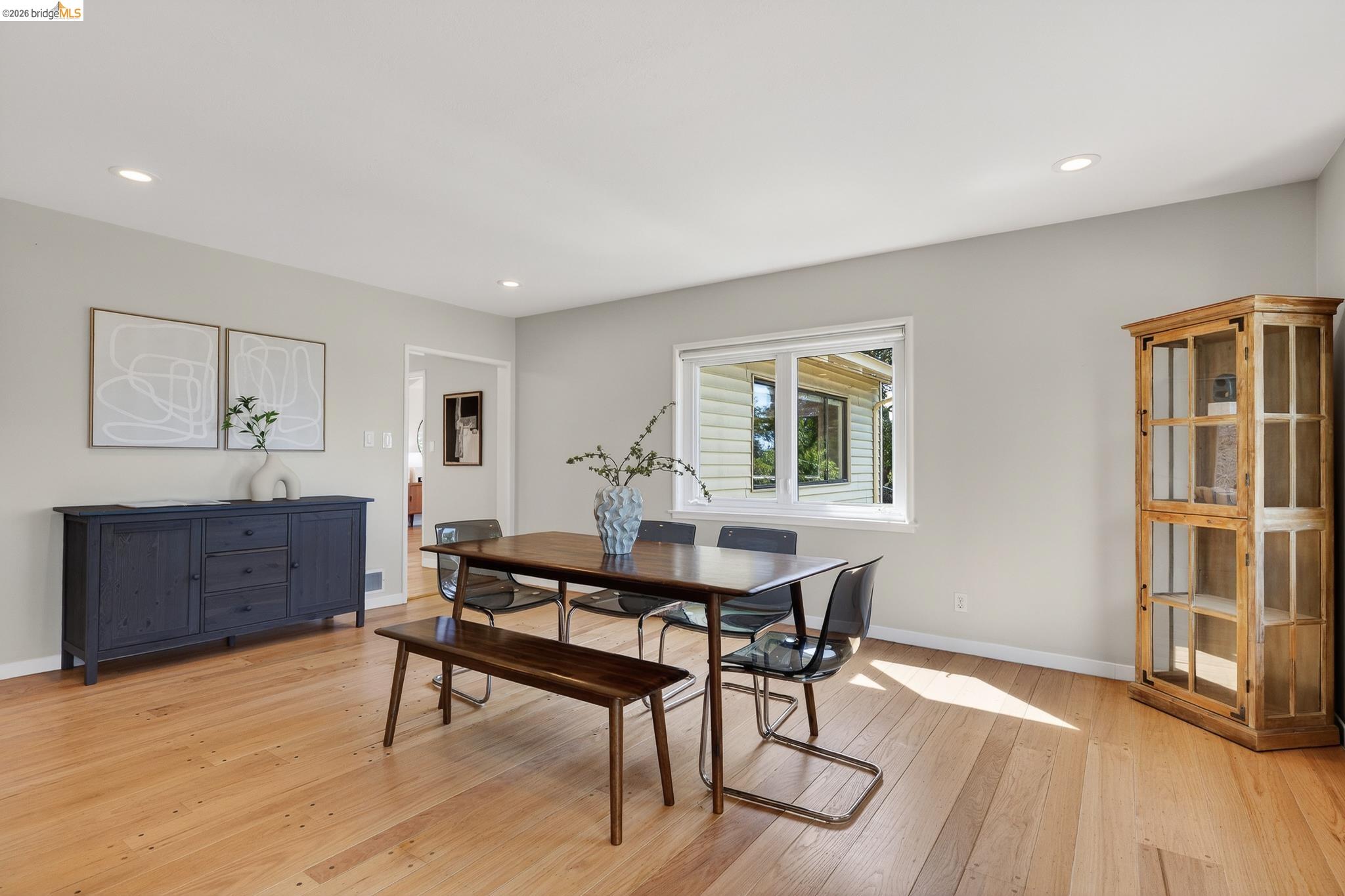 4451 St Andrews Road Oakland, CA 94605 - Photo 8 of 60