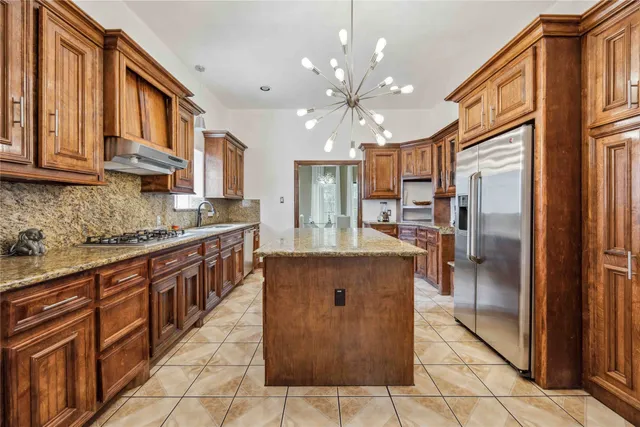 $3,500 | 5027 Creekmont Drive, Houston, TX 77091