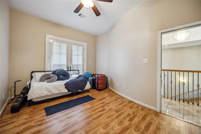 $3,500 | 5027 Creekmont Drive, Houston, TX 77091