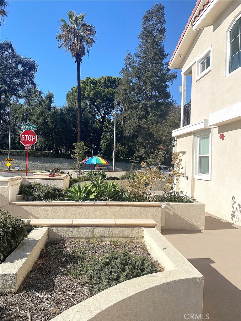 300 East Alhambra Road, Unit D Alhambra, CA 91801 - Photo 3 of 20