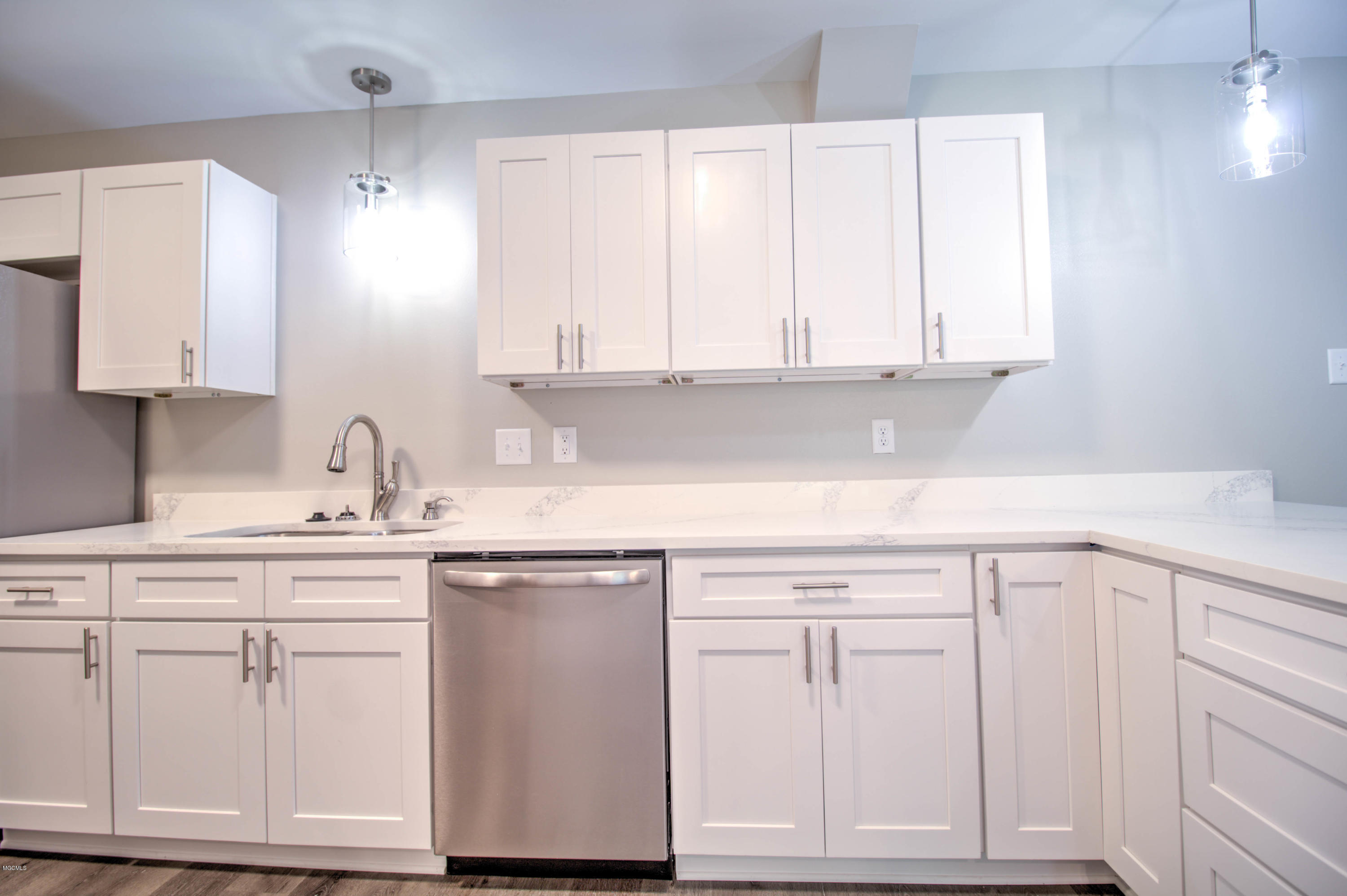 15230 Lorraine Road Biloxi, MS 39532 - Photo 20 of 47 IMG_4405_6_7