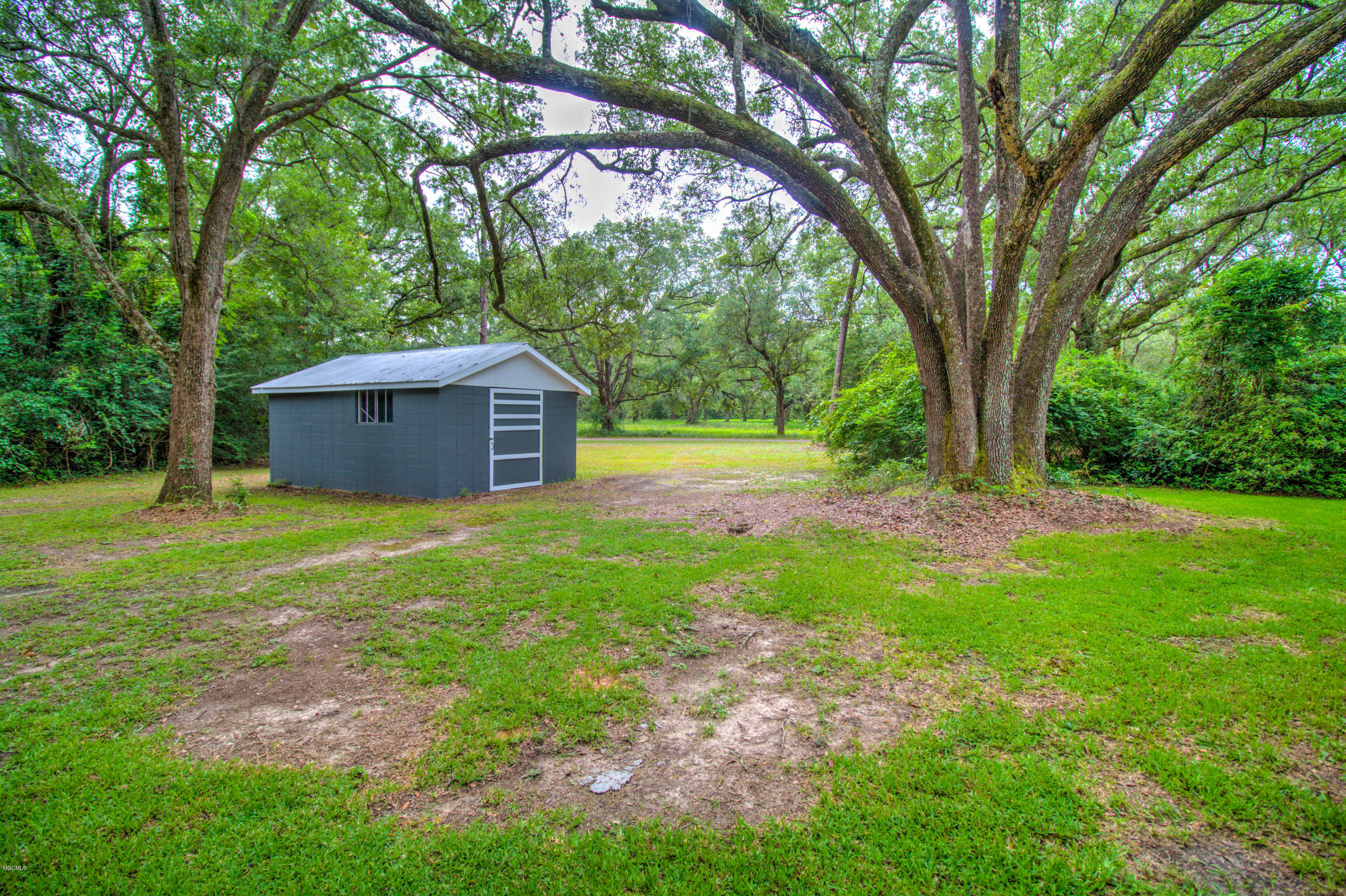 15230 Lorraine Road Biloxi, MS 39532 - Photo 33 of 47 IMG_4423_4_5