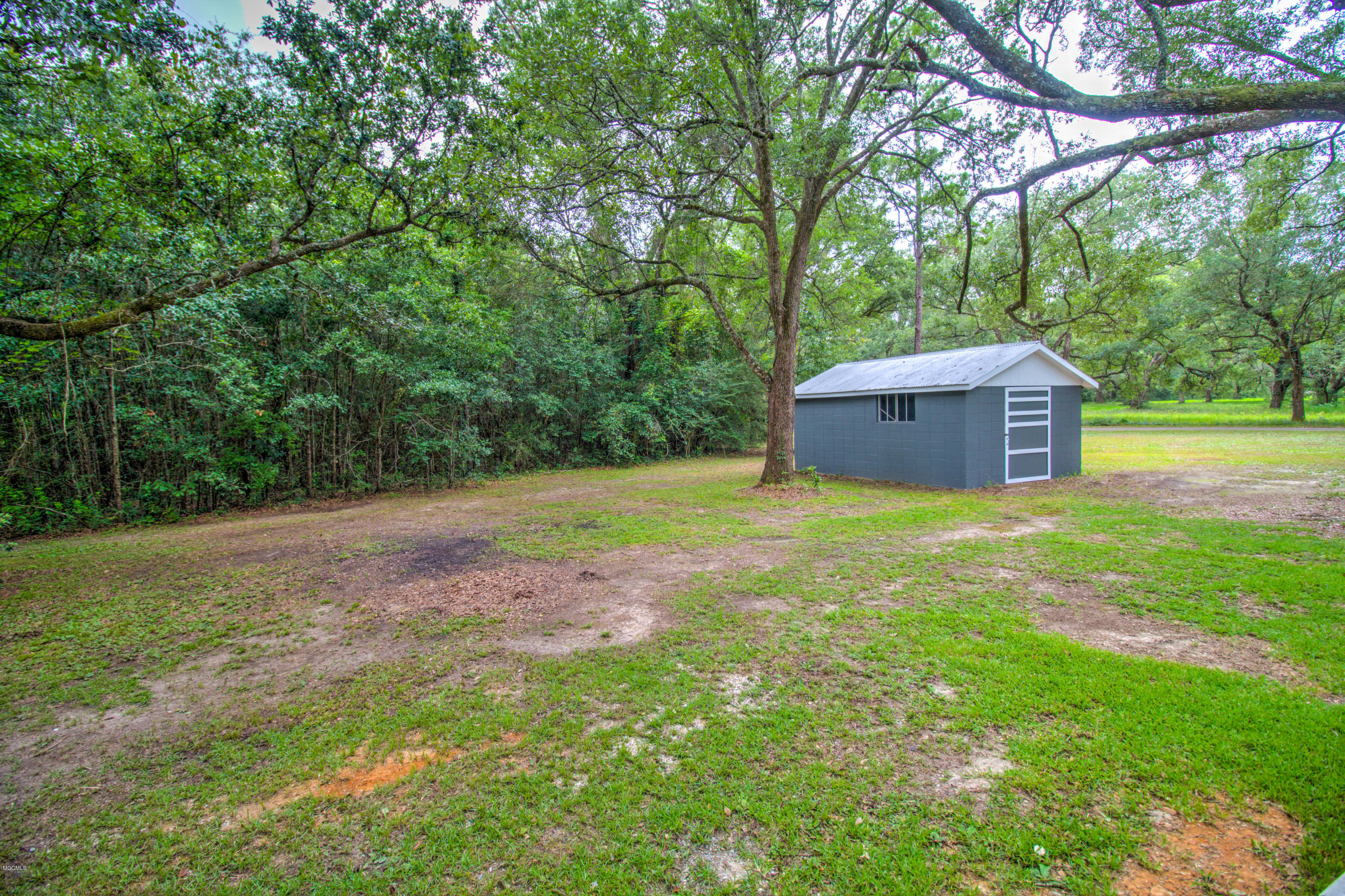 15230 Lorraine Road Biloxi, MS 39532 - Photo 35 of 47 IMG_4429_30_31