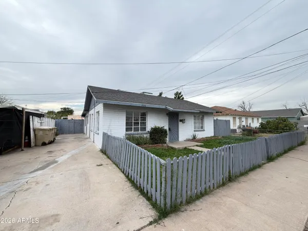 $1,475 | 7210 North 55th Drive, Glendale, AZ 85301