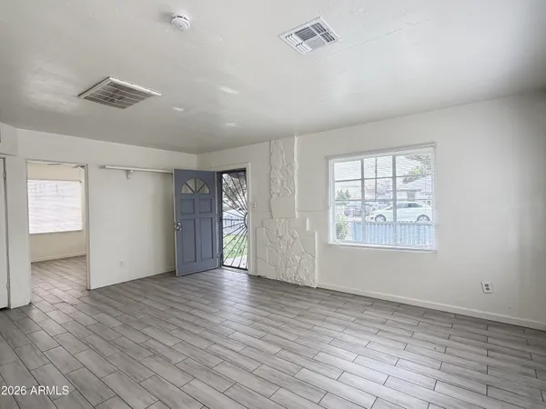 $1,475 | 7210 North 55th Drive, Glendale, AZ 85301