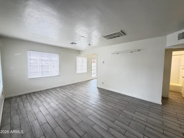 $1,475 | 7210 North 55th Drive, Glendale, AZ 85301