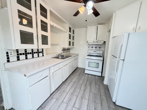 $1,475 | 7210 North 55th Drive, Glendale, AZ 85301