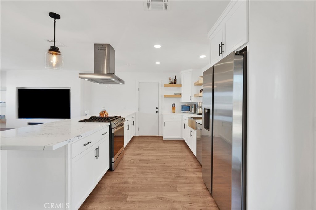 15075 Flathead Road Apple Valley, CA 92307 - Photo 13 of 53