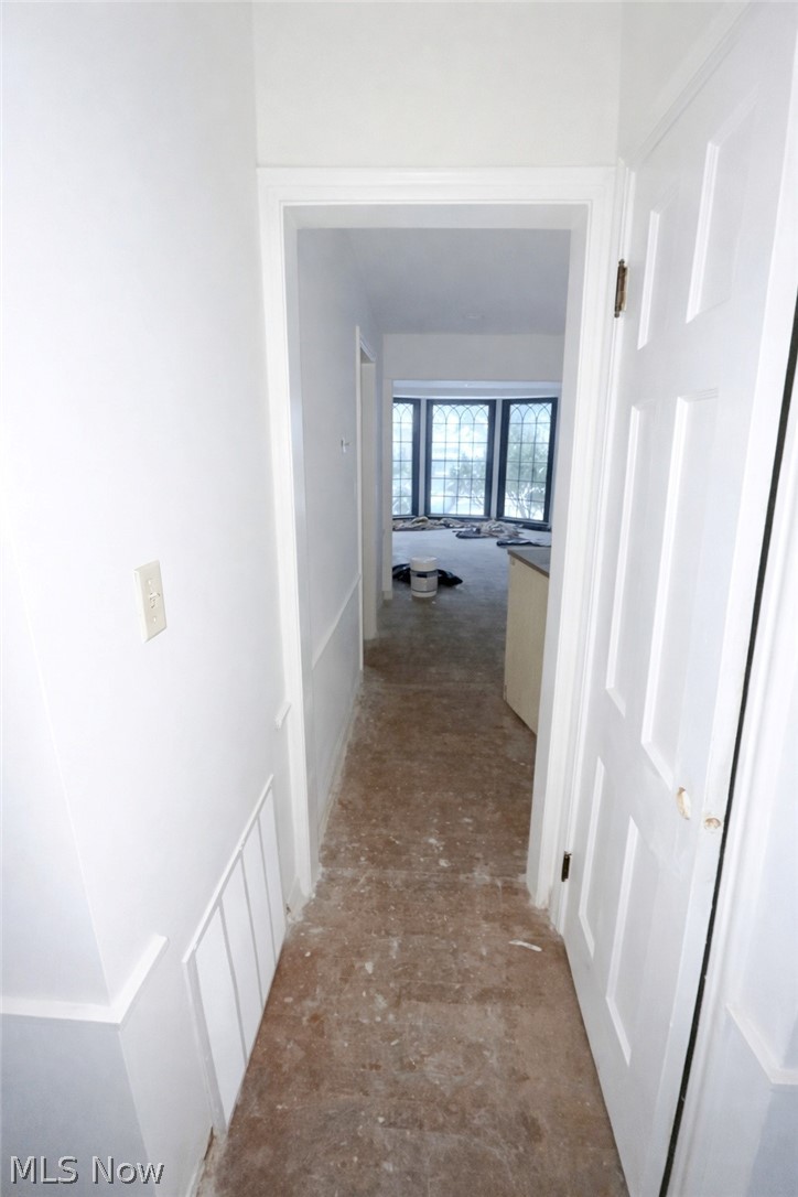 3575 Gridley Road Shaker Heights, OH 44122 - Photo 13 of 47 View of corridor