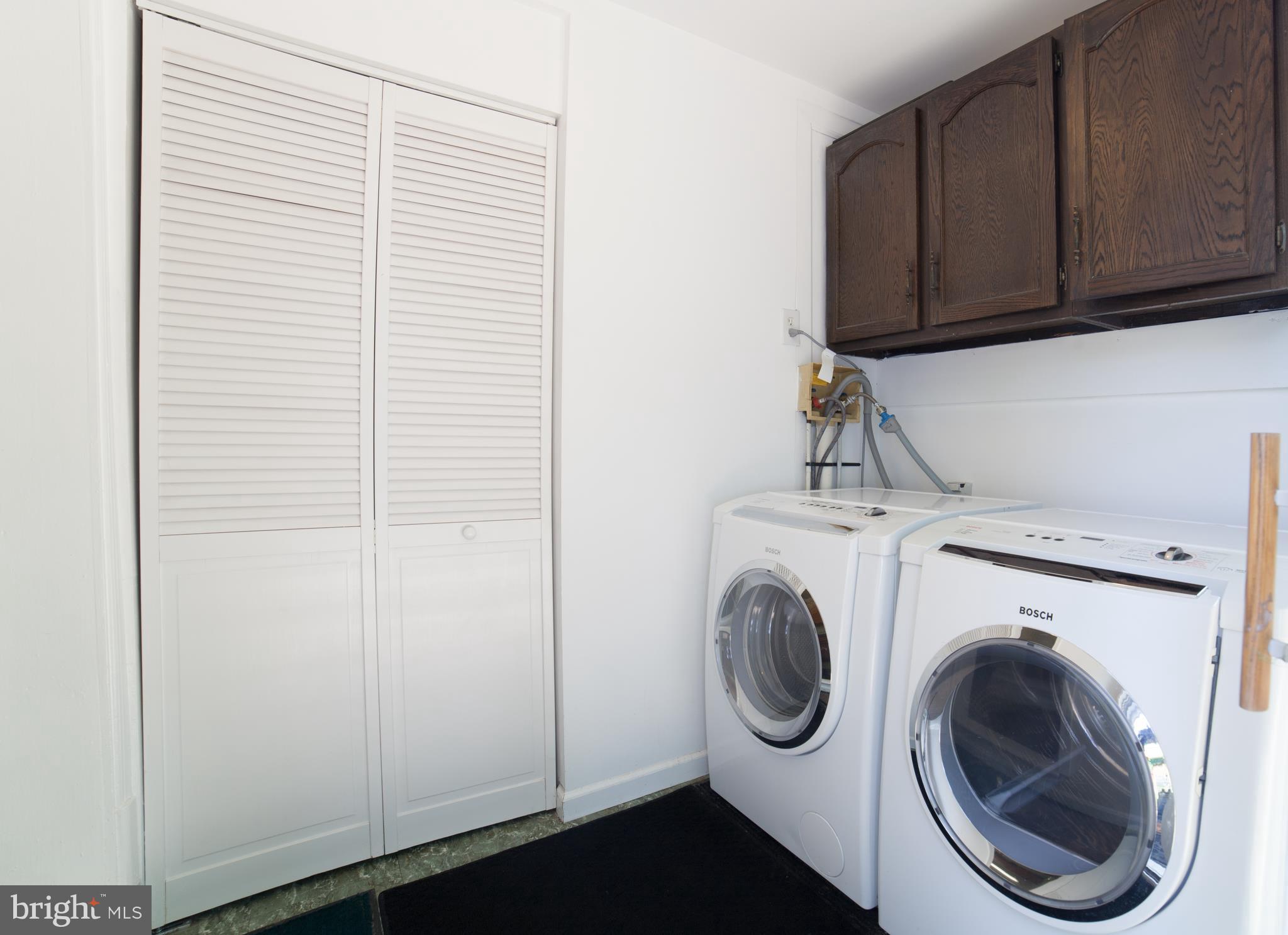 15506 Bond Mill Road Laurel, MD 20707 - Photo 16 of 29 Laundry with Bosche appliances