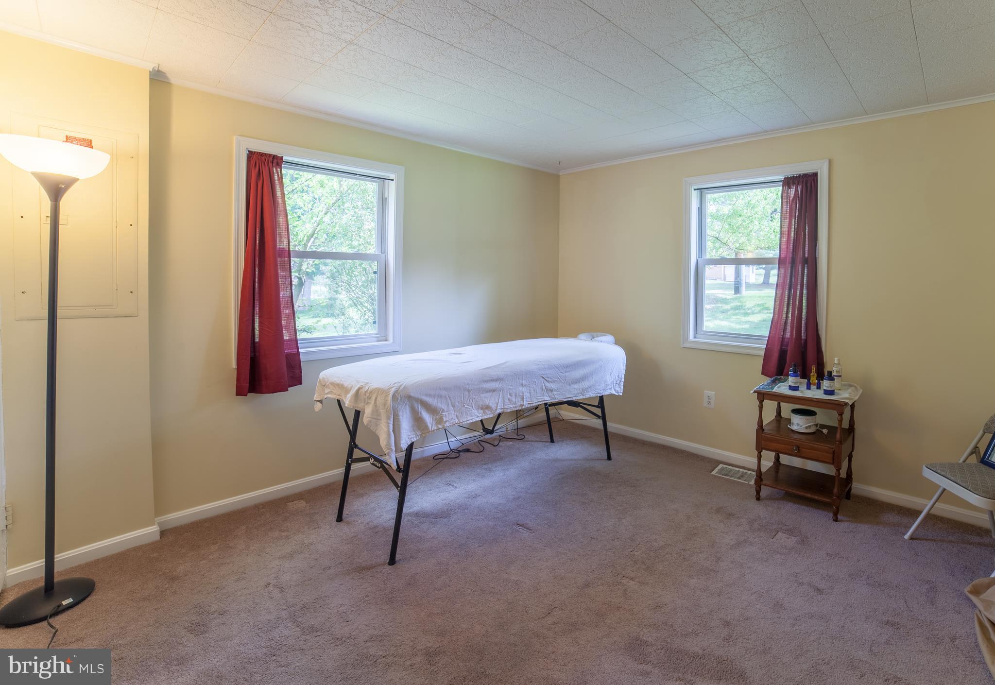15506 Bond Mill Road Laurel, MD 20707 - Photo 17 of 29 Bedroom #2