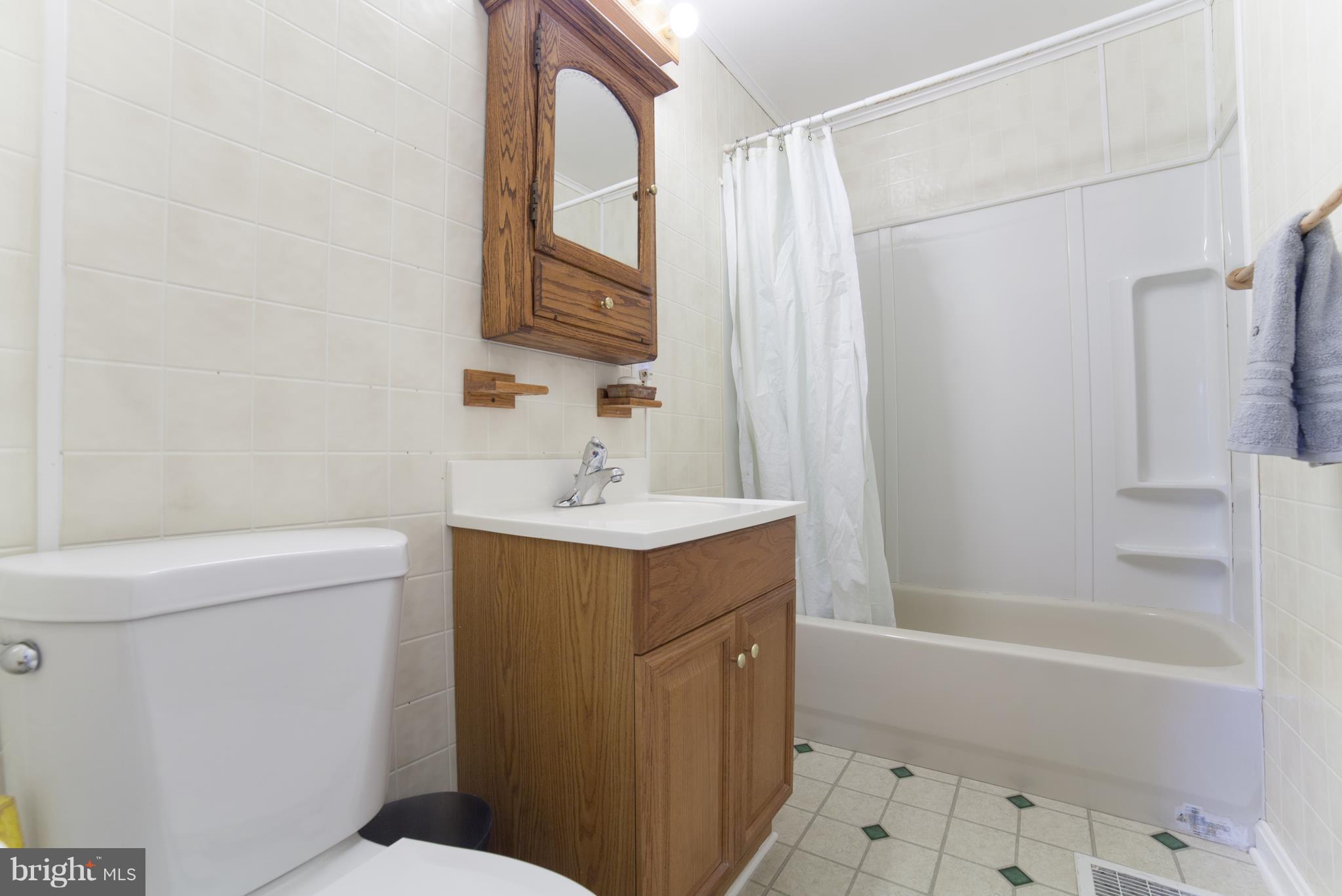 15506 Bond Mill Road Laurel, MD 20707 - Photo 21 of 29 Full Bath