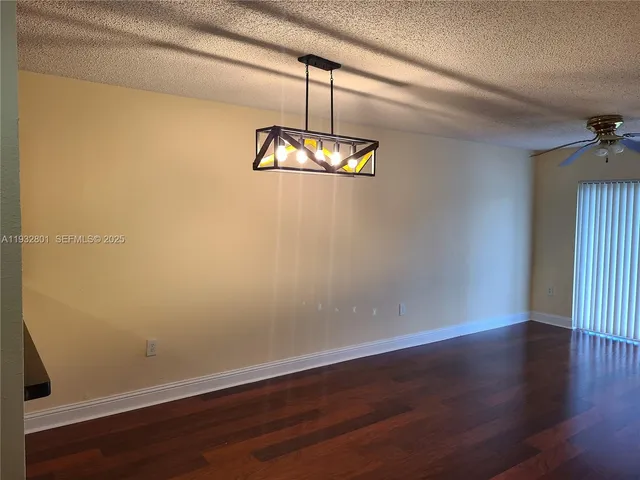 $250,000 | 9983 Nob Hill Court, Sunrise, FL 33351