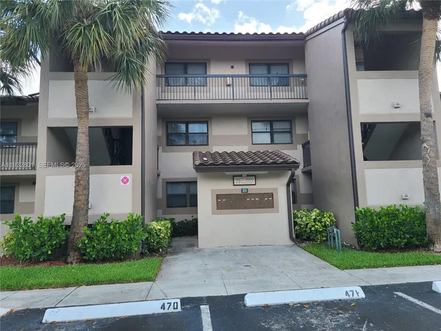 $250,000 | 9983 Nob Hill Court, Sunrise, FL 33351