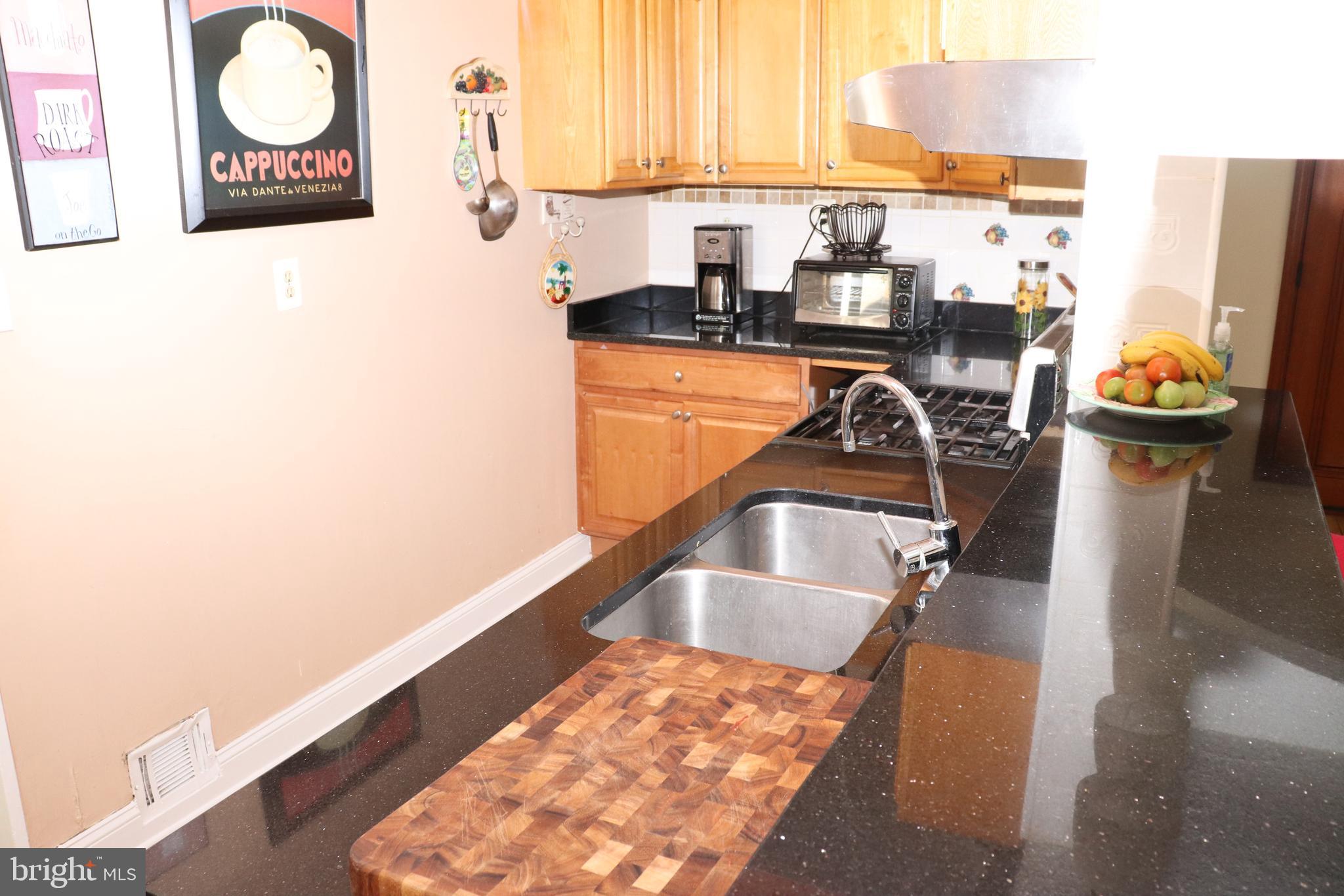 12232 Bluhill Road Silver Spring, MD 20902 - Photo 15 of 48 Kitchen