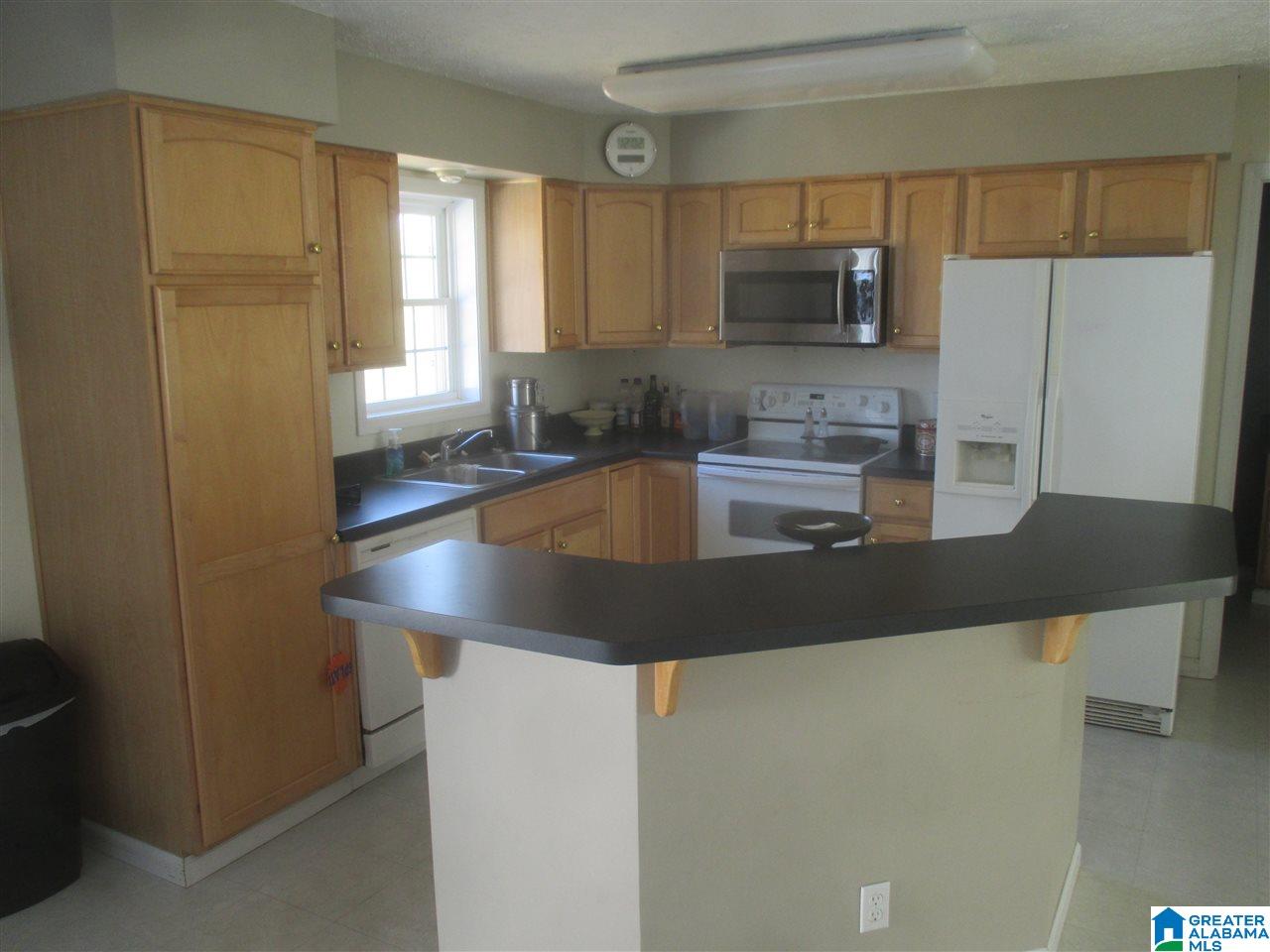 544 Mt View Road Hayden, AL 35079 - Photo 10 of 28