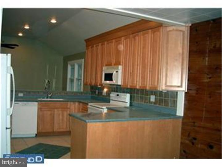 319 Ellicott Road Avondale, PA 19311 - Photo 4 of 7