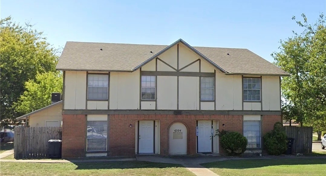 4504 Hunt Circle Killeen, TX 76543 - Photo 1 of 9 a front view of a house with garden