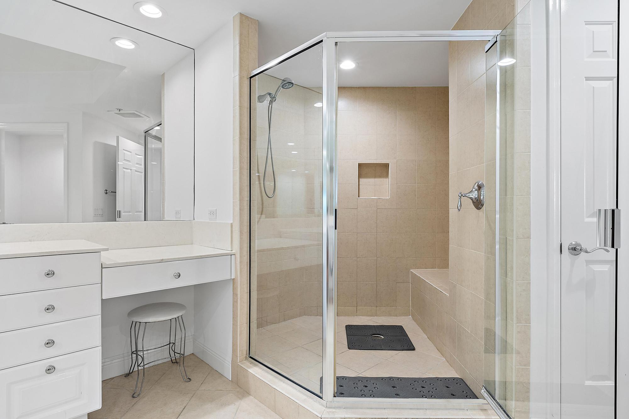 400 Highway 1, Unit 303 Jupiter, FL 33477 - Photo 13 of 30 400 S US Hwy 1 303-3