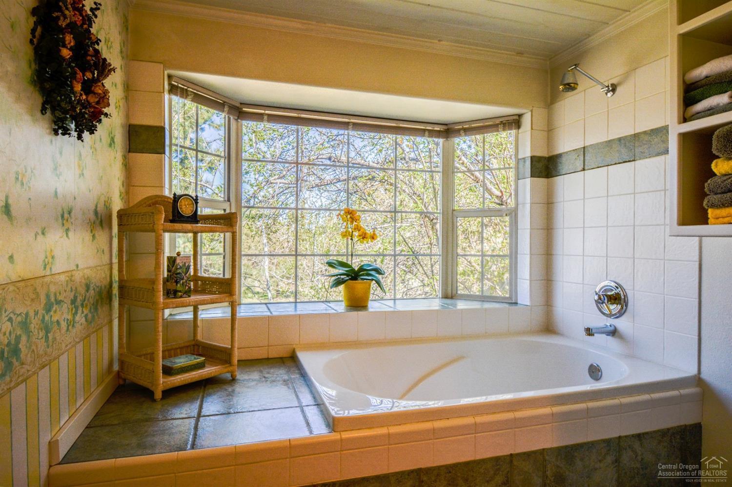 20410 Rogers Road Bend, OR 97703 - Photo 14 of 25 Additional Photo