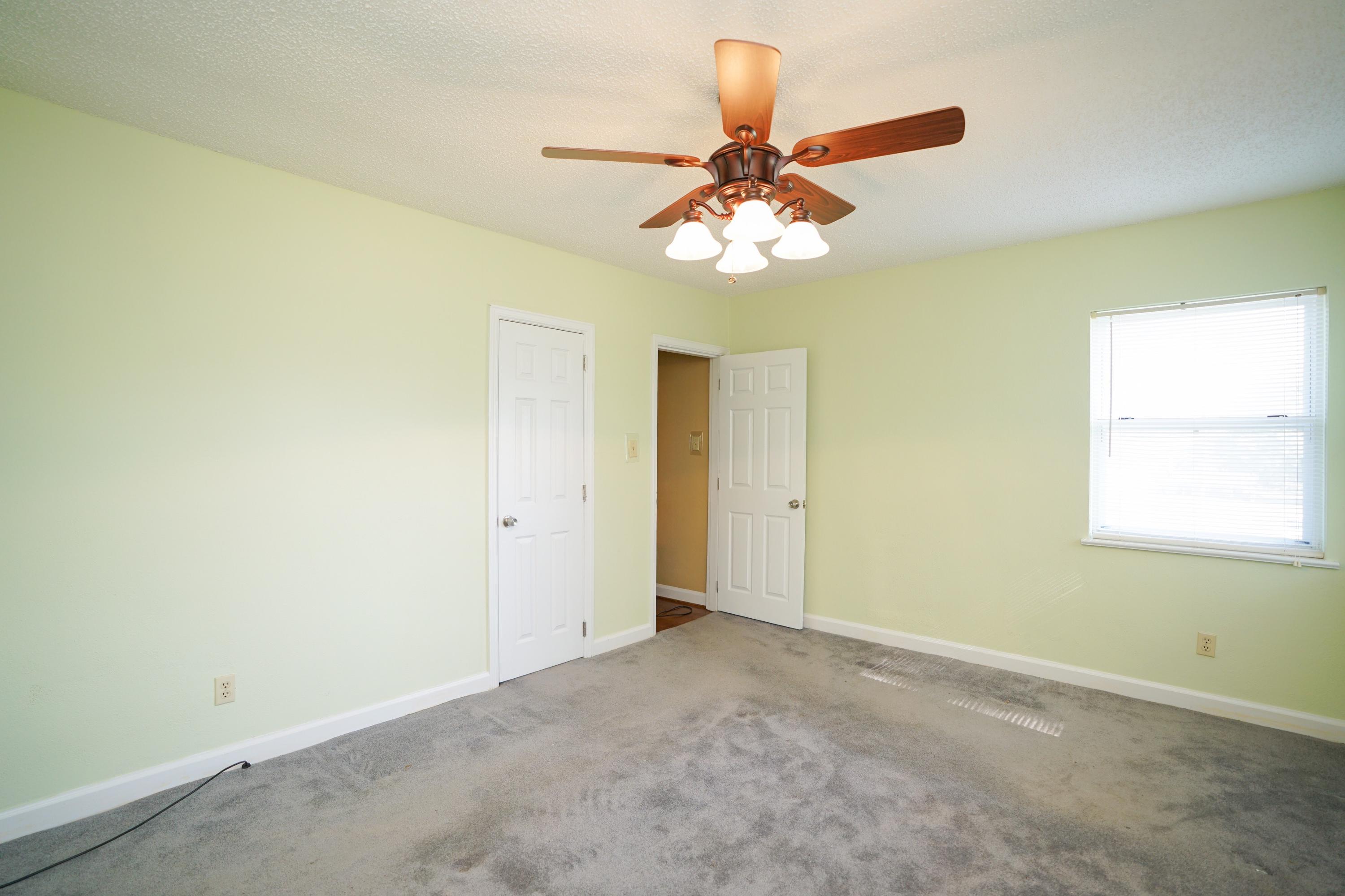 8905 North Hickory Valley Road Chattanooga, TN 37416 - Photo 18 of 23 Photo Oct 05, 10 17 32 AM