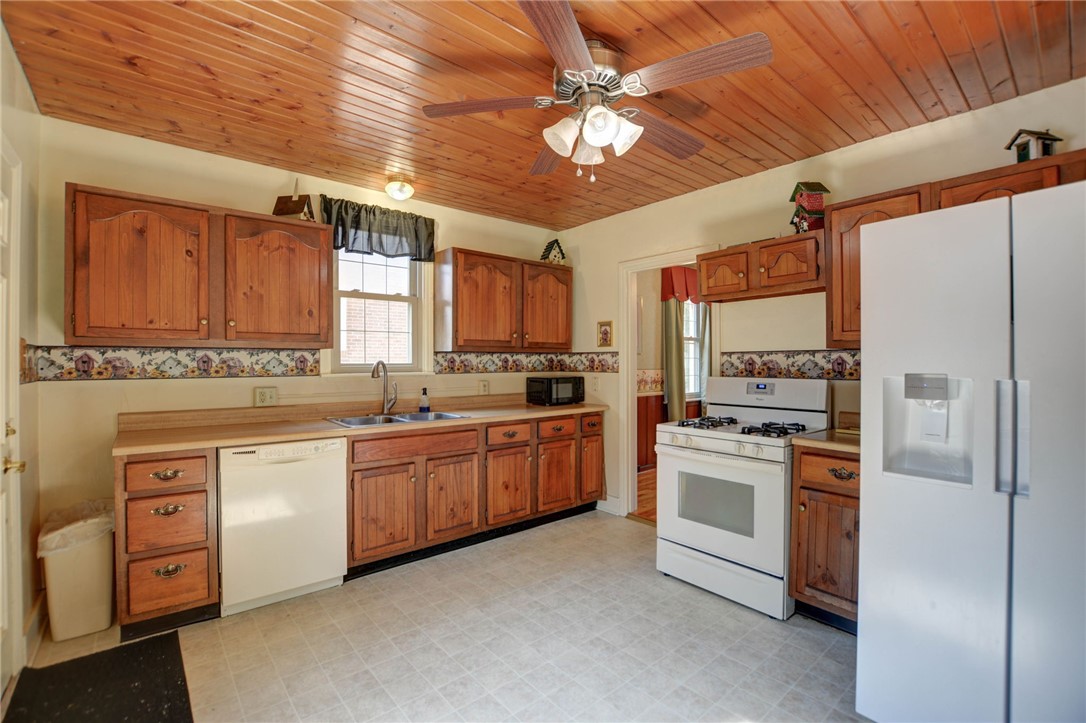 164 South Linden Avenue Decatur, IL 62522 - Photo 5 of 28