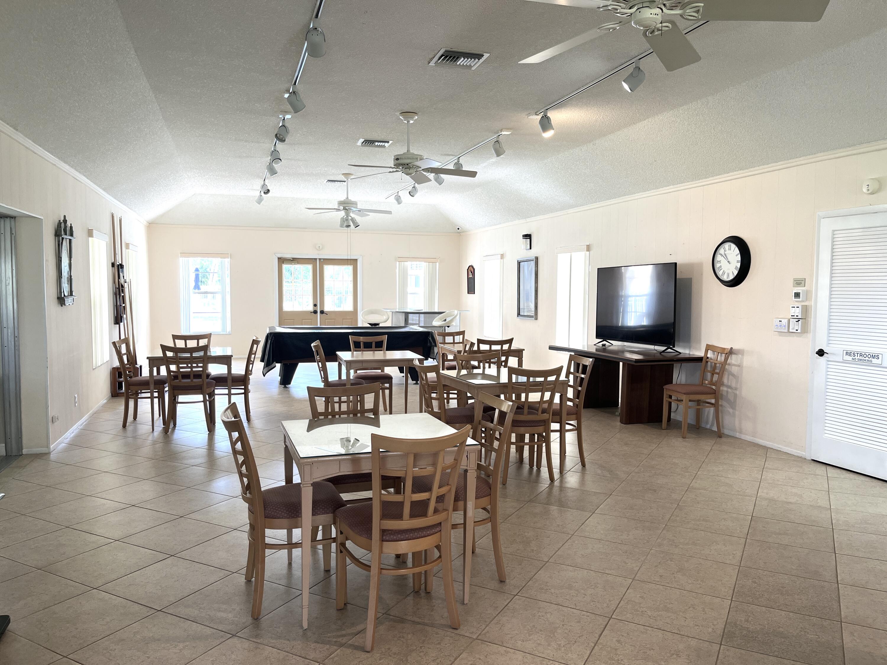 308 Golfview Road, Unit 107 North Palm Beach, FL 33408 - Photo 25 of 34 Clubhouse - community room