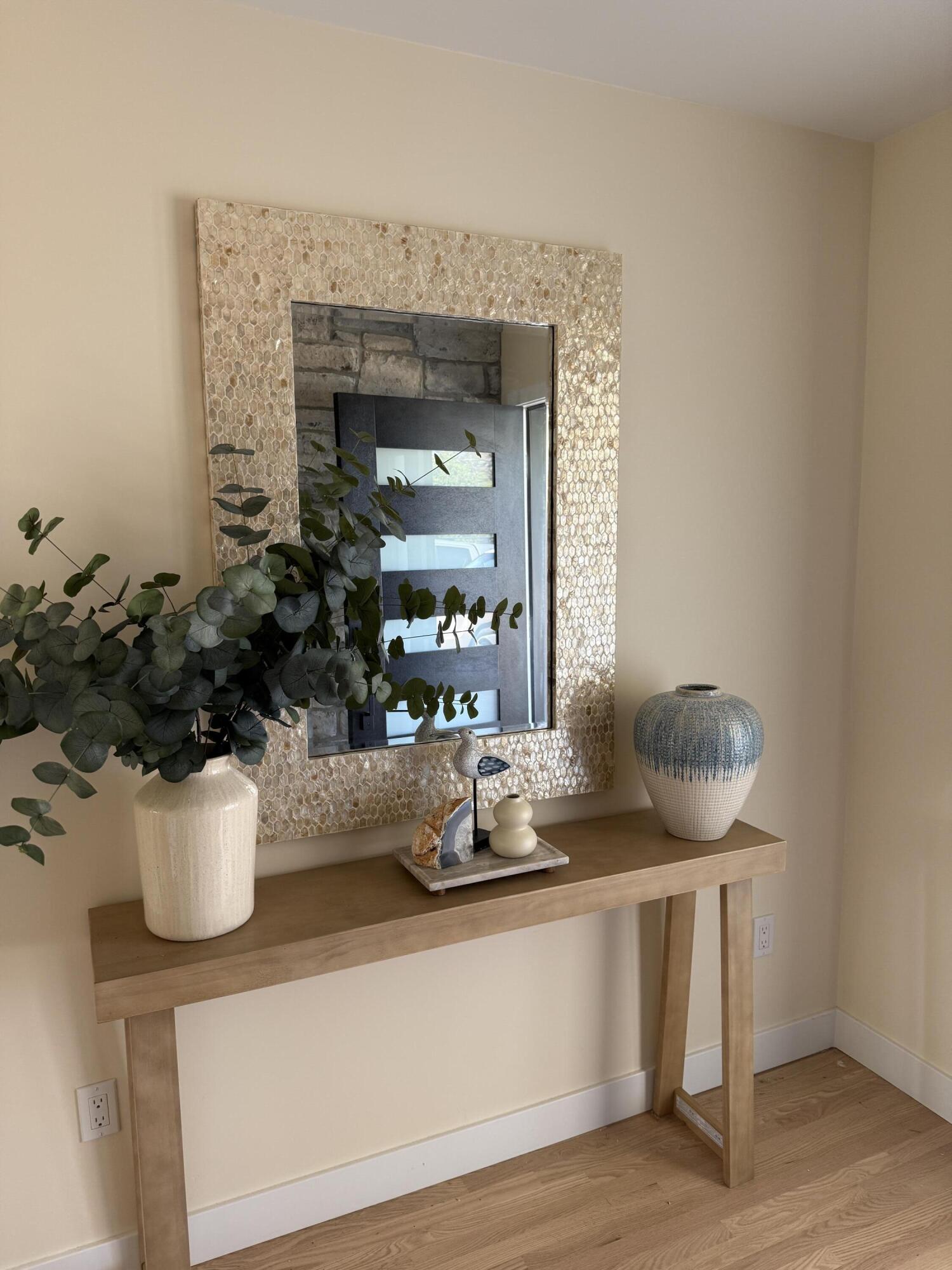 837 Veronica Springs Road Santa Barbara, CA 93105 - Photo 4 of 22 Entry