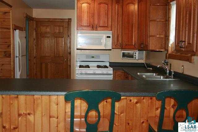 4550 East County Rd C Superior, WI 54880 - Photo 3 of 25 Kitchen