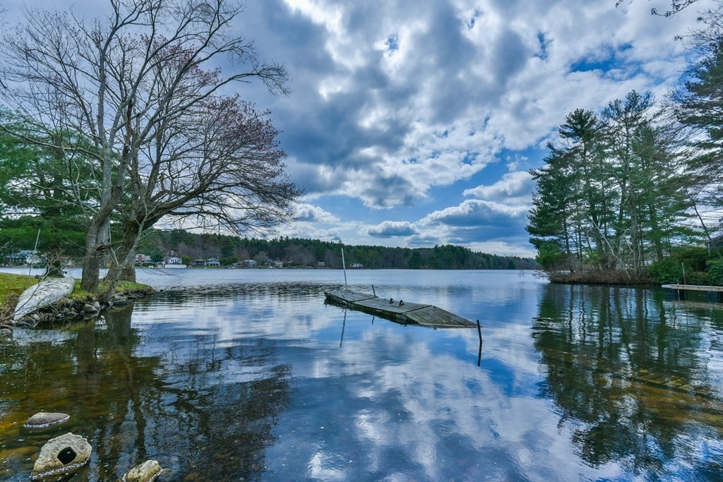 136 Pierpont Road Dudley, MA 01571 - Photo 2 of 28