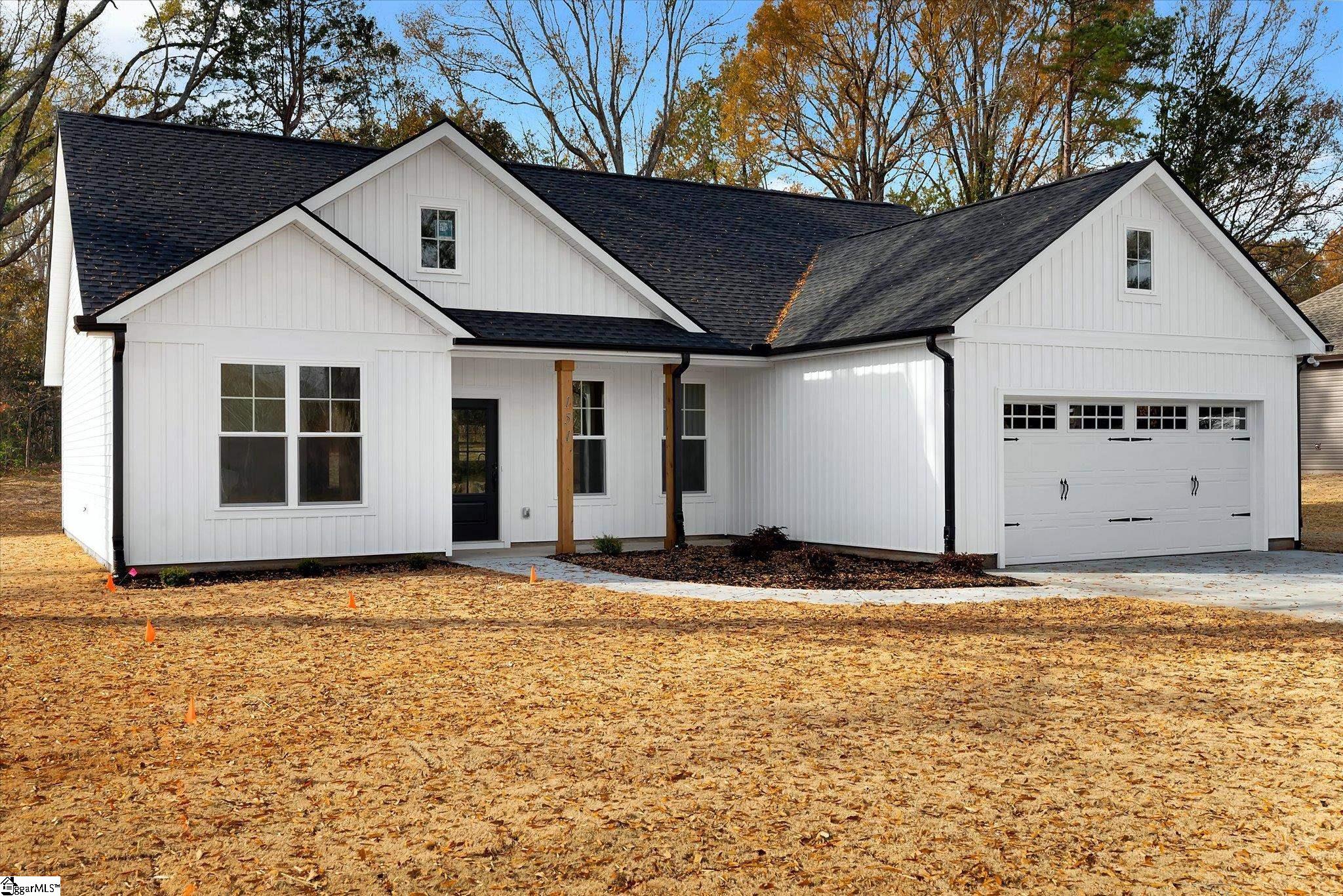 151 Eastview Road Pelzer, SC 29669 - Photo 3 of 28