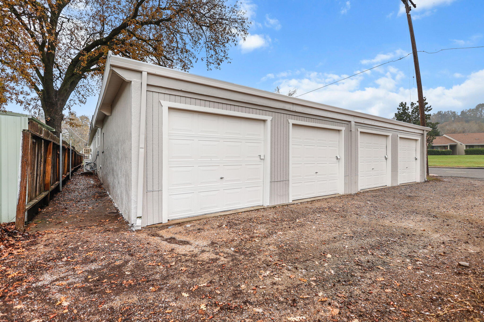 3200 Franklin Street Anderson, CA 96007 - Photo 2 of 35 a view of a garage