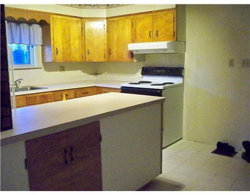 45 Greenville Road Monson, ME 04464 - Photo 5 of 16 Kitchen.