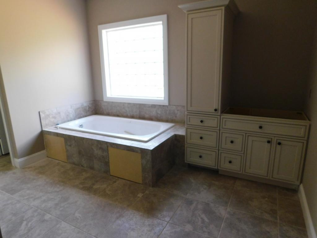 4060 Boyd Wright Road Burlington, NC 27215 - Photo 17 of 23 Gallery Image 17