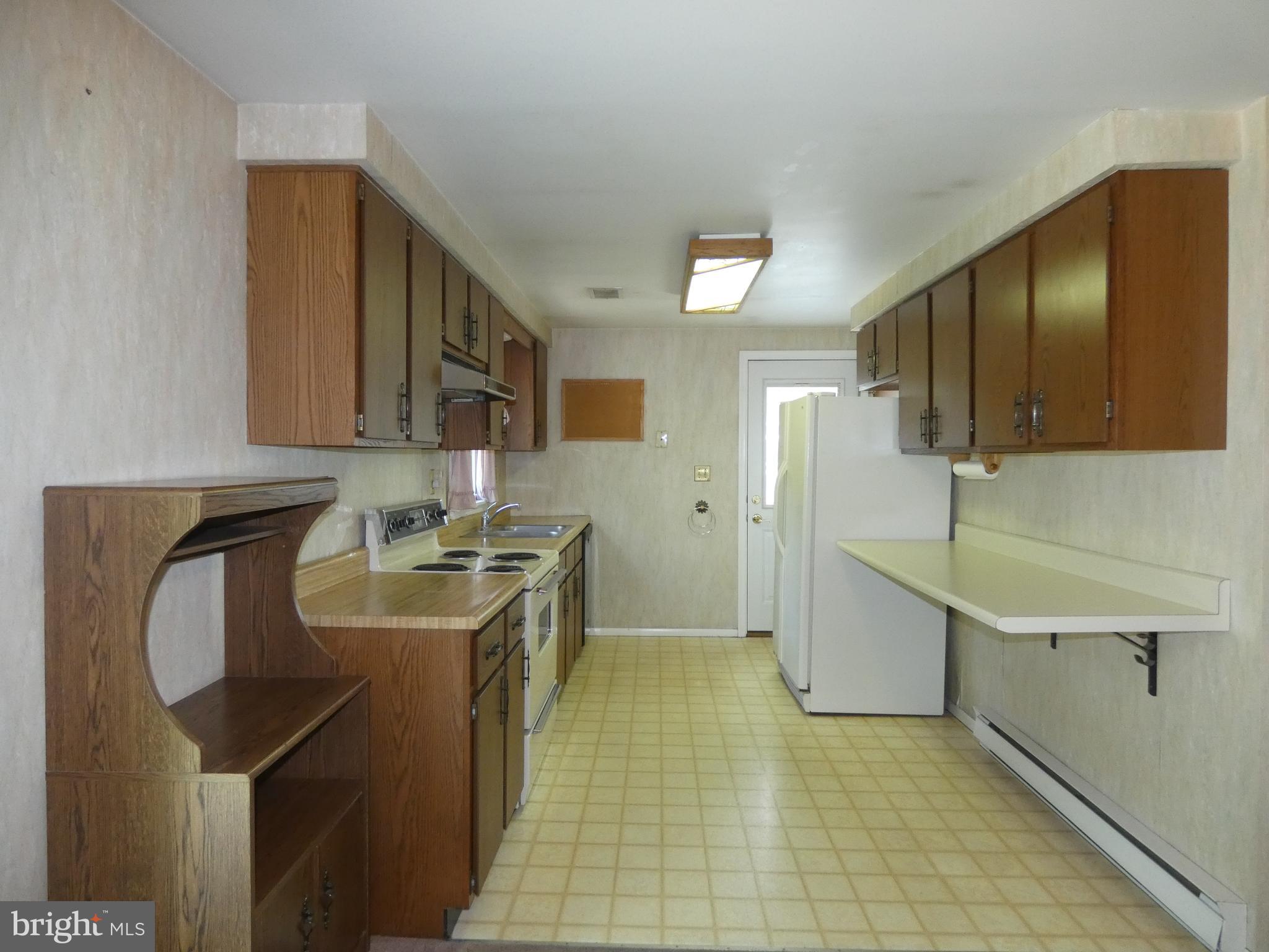 646 Ridge Road Telford, PA 18969 - Photo 13 of 81