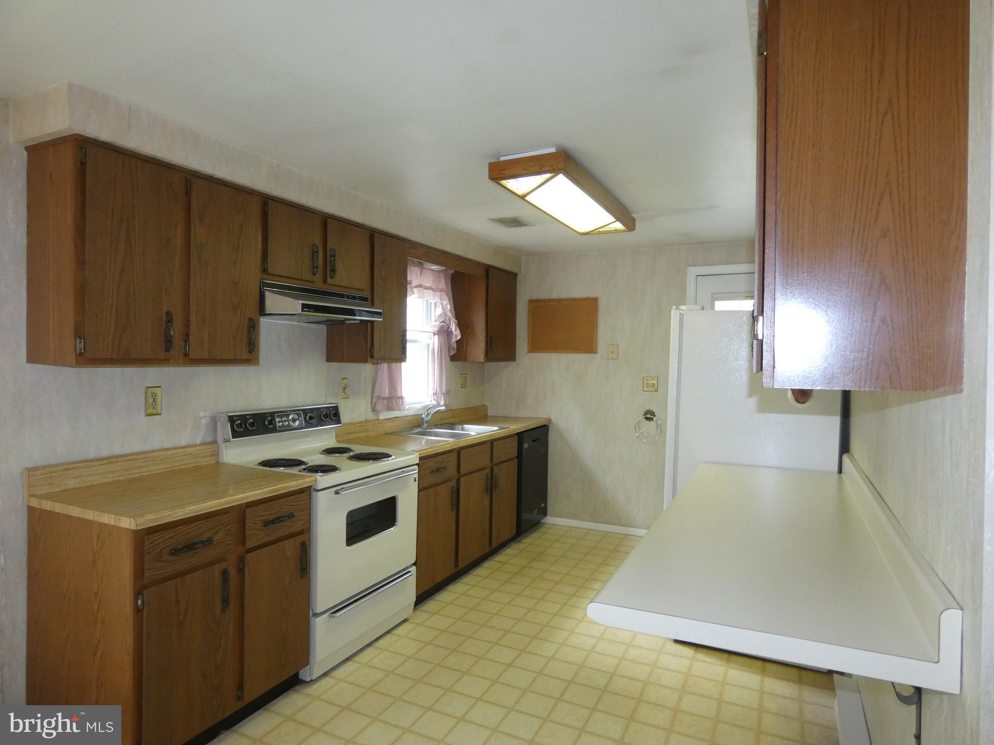 646 Ridge Road Telford, PA 18969 - Photo 14 of 81