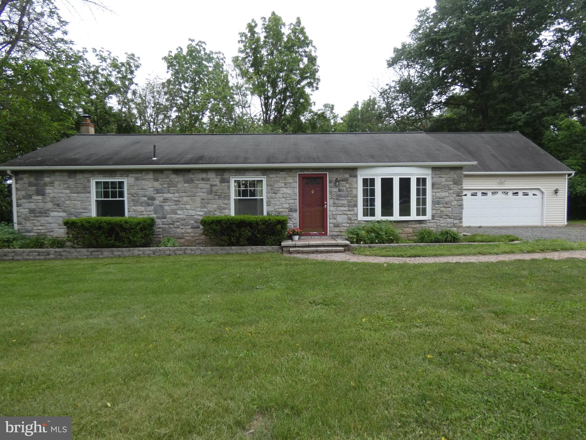 646 Ridge Road Telford, PA 18969 - Photo 3 of 81