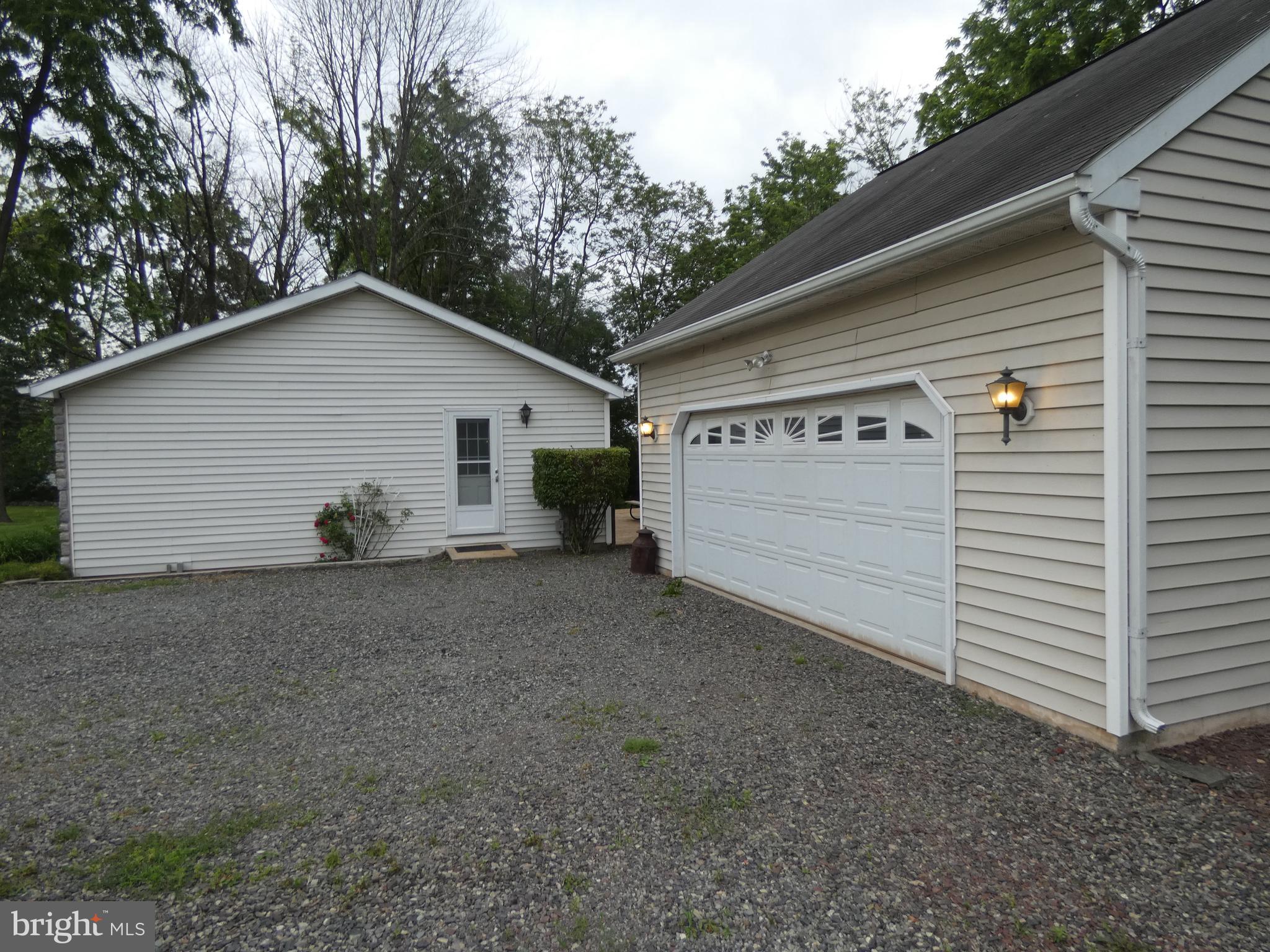 646 Ridge Road Telford, PA 18969 - Photo 7 of 81