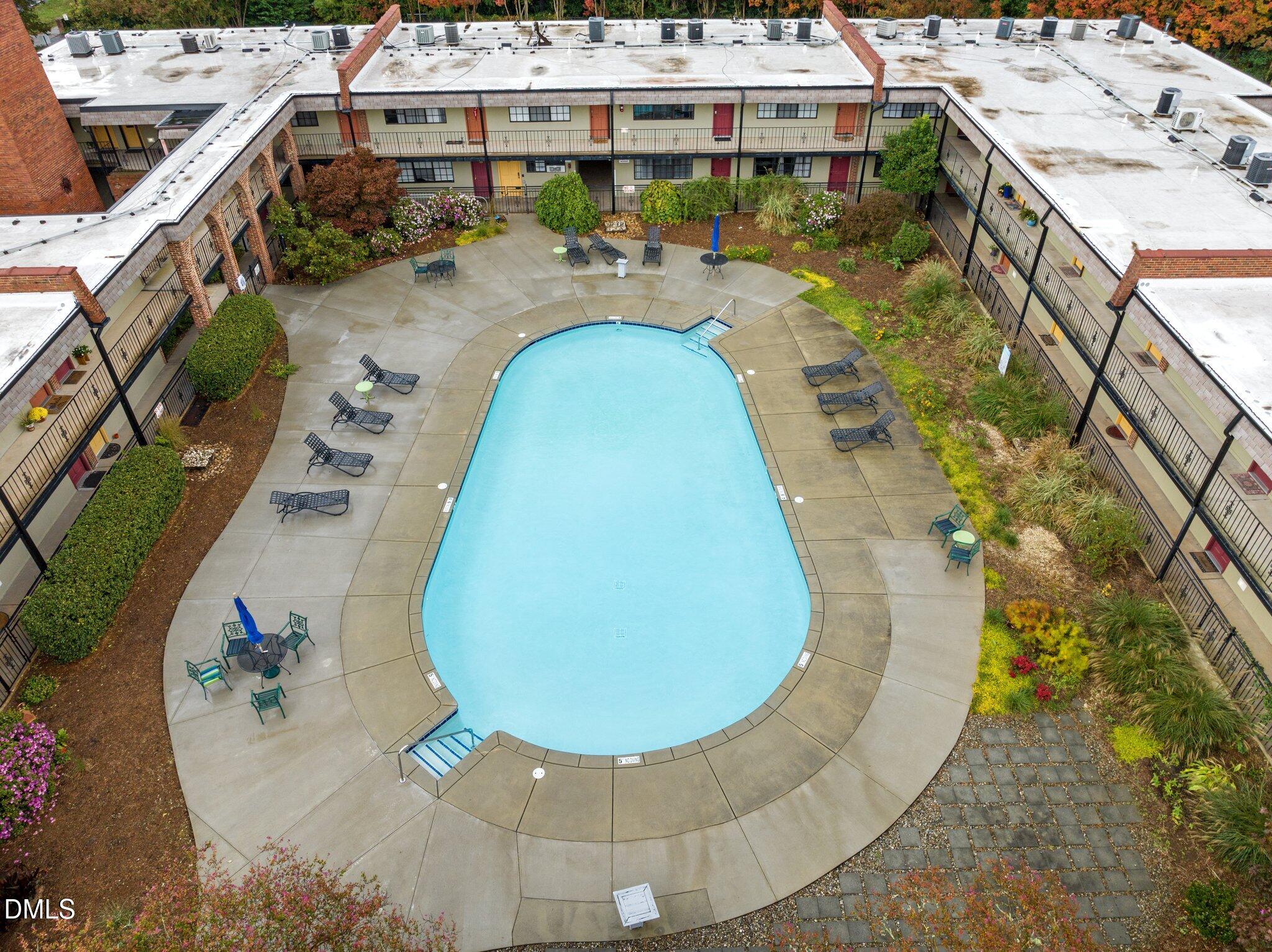 807 West Trinity Avenue, Unit 153 Durham, NC 27701 - Photo 33 of 39 13-web-or-mls-DJI_0739