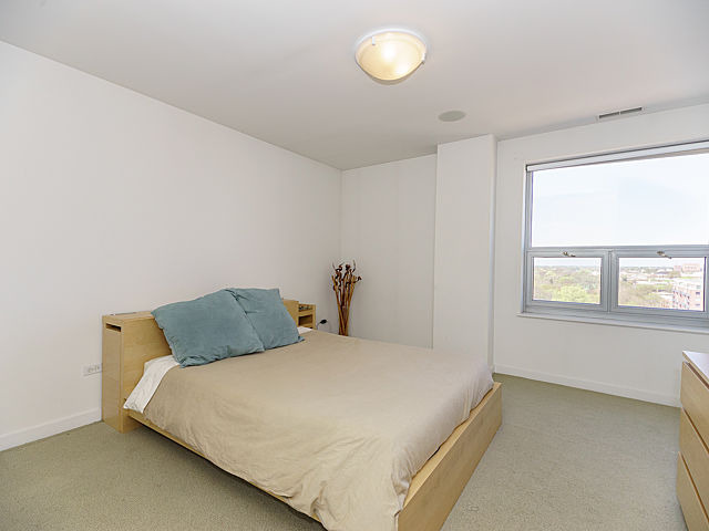 4350 North Broadway, Unit 1010 Chicago, IL 60613 - Photo 19 of 25