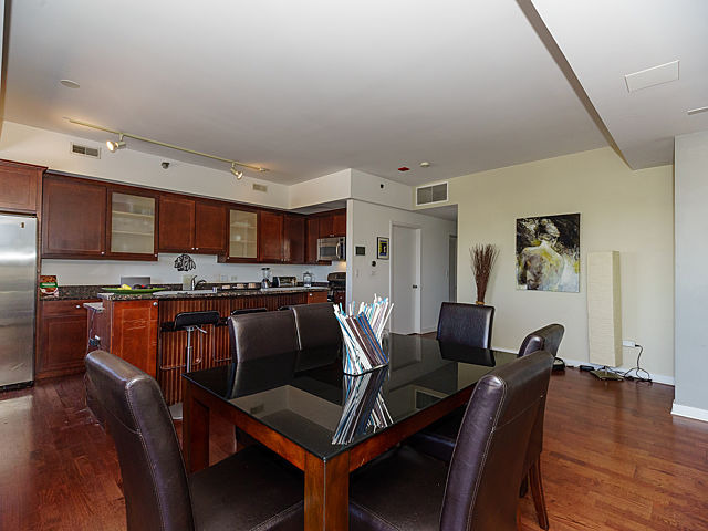 4350 North Broadway, Unit 1010 Chicago, IL 60613 - Photo 10 of 25