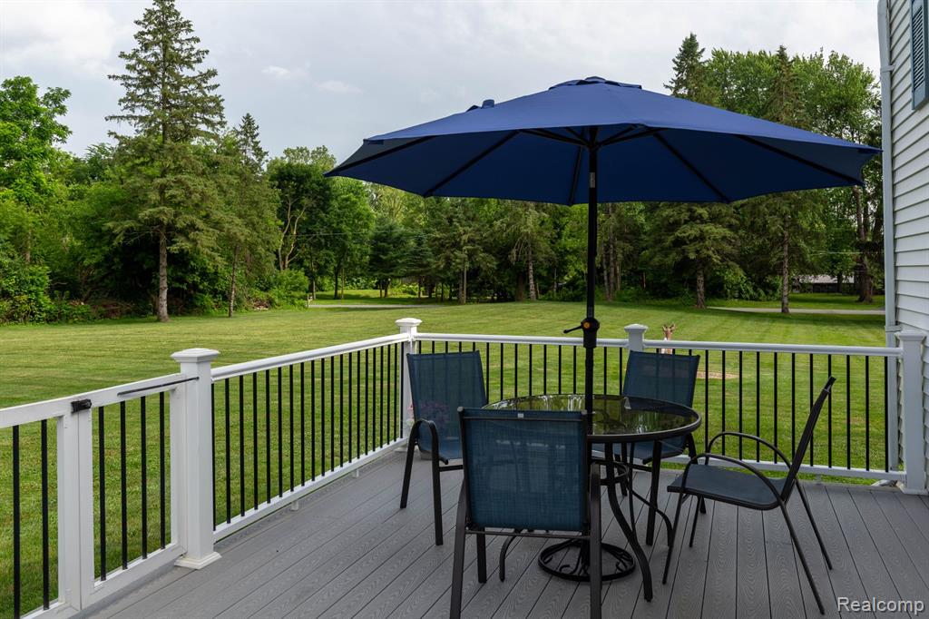9026 Woodside Road Northville, MI 48167 - Photo 36 of 56