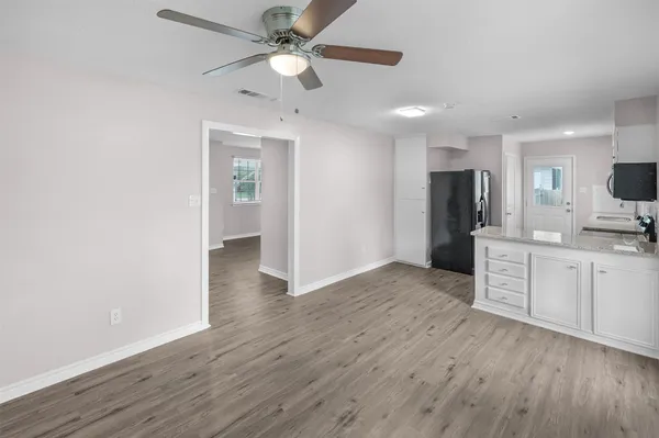 $1,795 | 16766 Lake Circle, Conroe, TX 77302