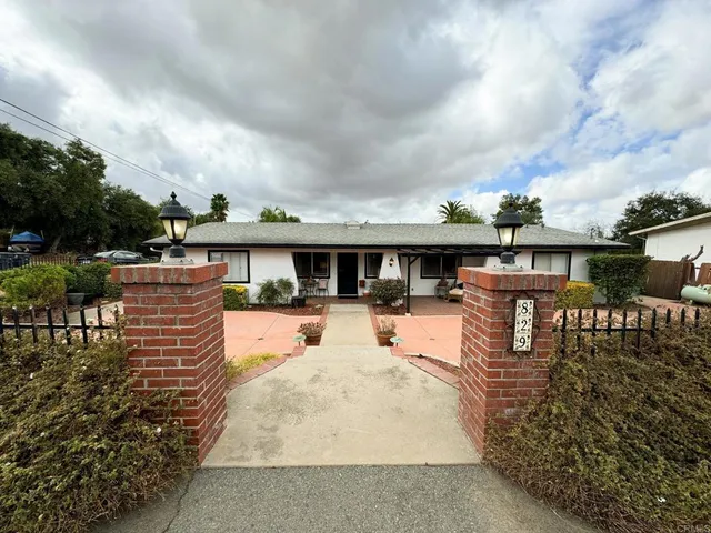 $3,999 | 829 7th Street, Ramona, CA 92065