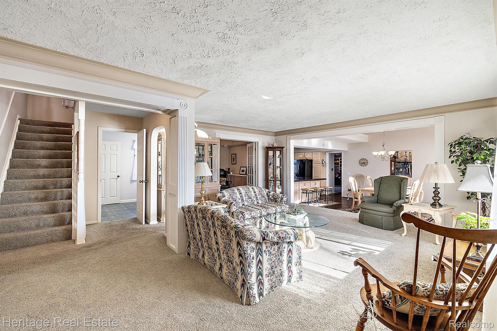 6052 Middle Lake Road Clarkston, MI 48346 - Photo 15 of 47 Living rm loaded w/ charm, light & lovely details